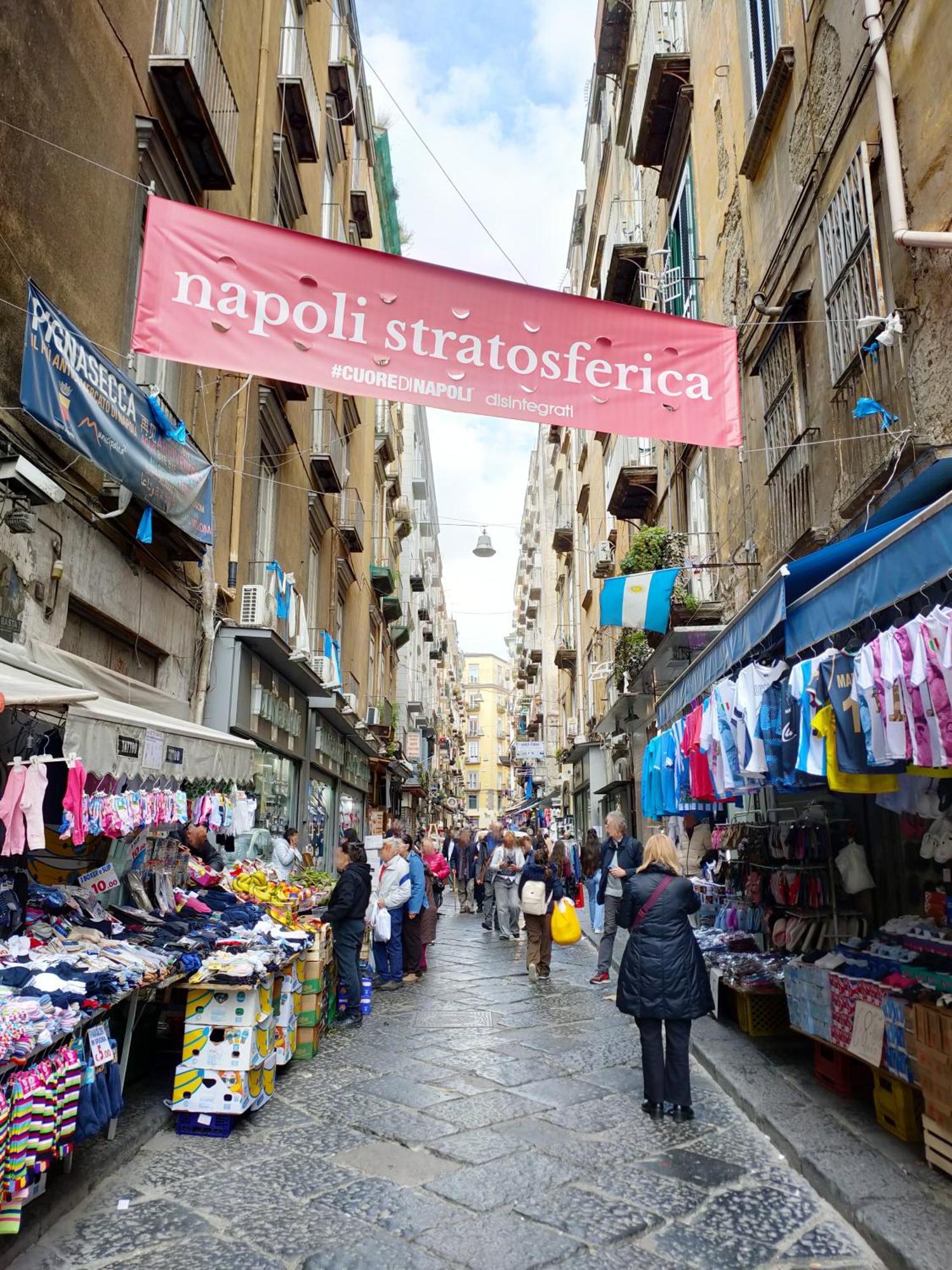 Napoli Centro Casa Annina Close To Toledo St Nápoles Exterior foto
